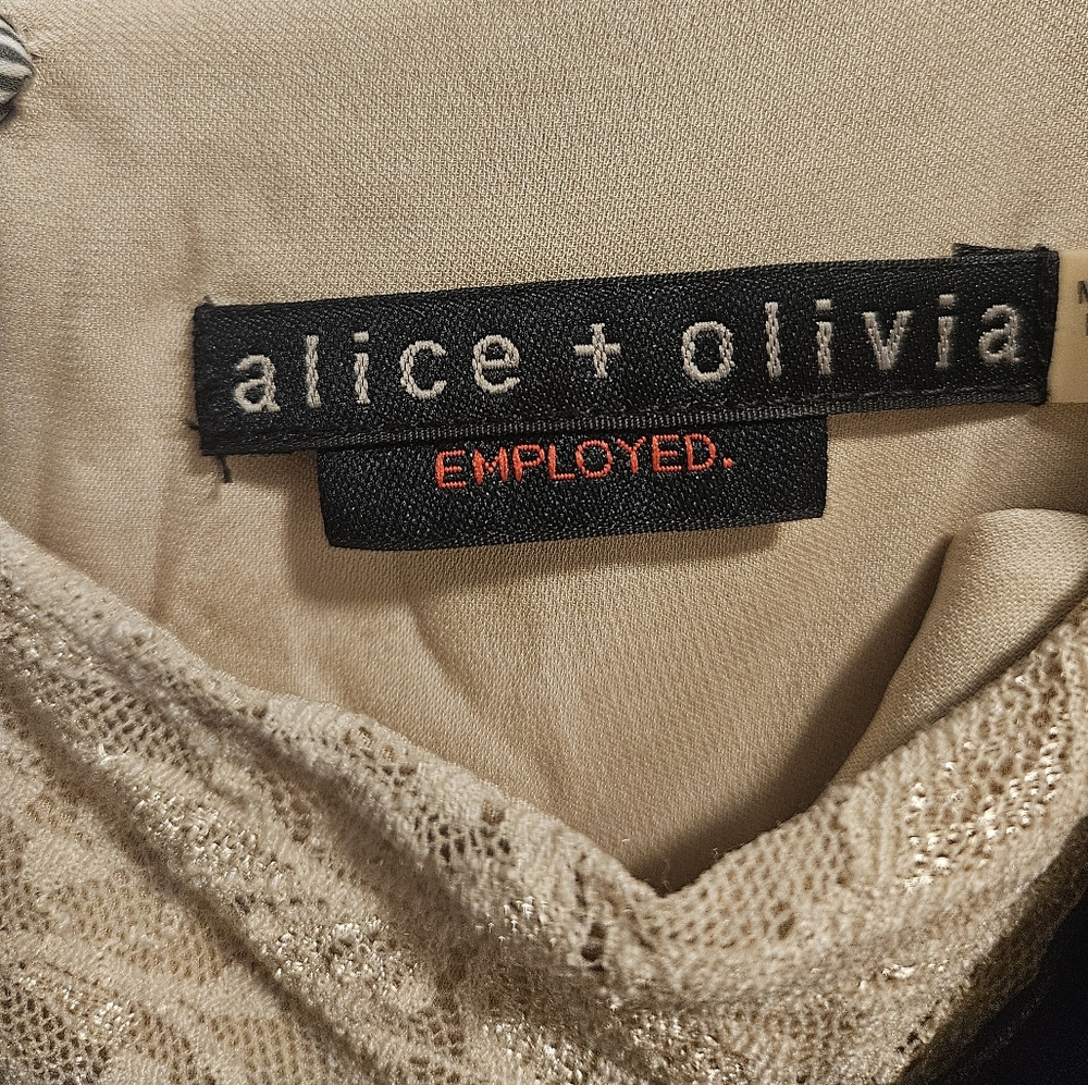 Alice + Olivia Black Dress With Beige Lace, Size 6 - Picture 4 of 5